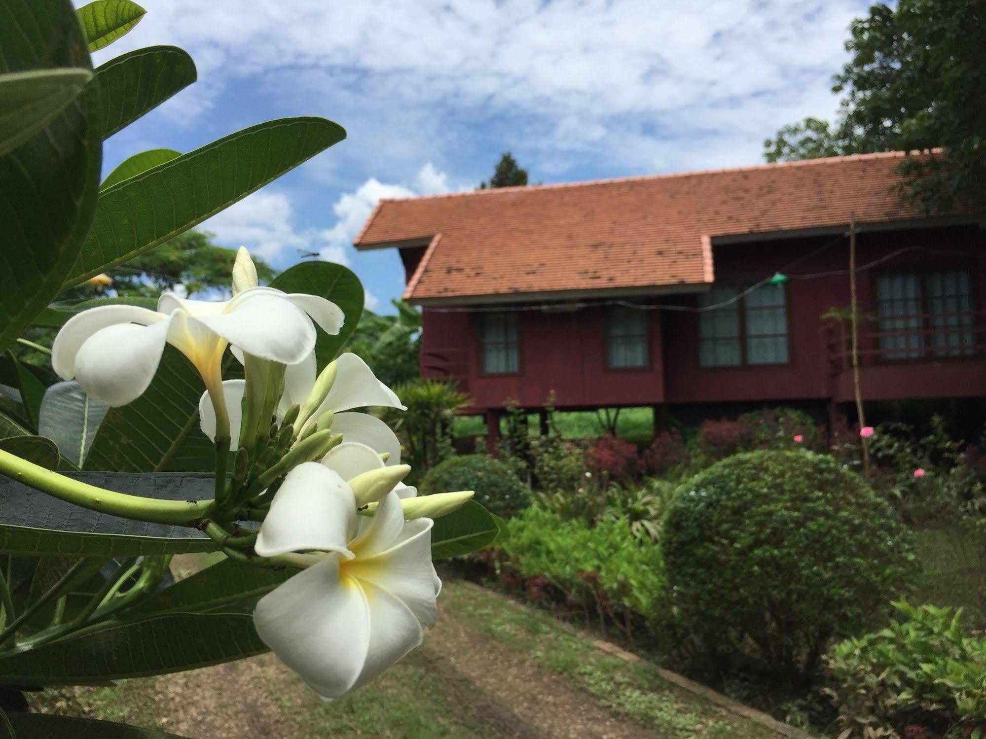 Chiangmai Royal Creek Hotel Hang Dong Ngoại thất bức ảnh